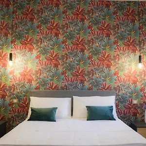 https://marina-sea-apartments-seaside-boutique.sicilyhotelsitaly.net
